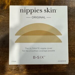 Nippies Nipple Covers w Pasties & Travel Case, Size 1 A-C Cups